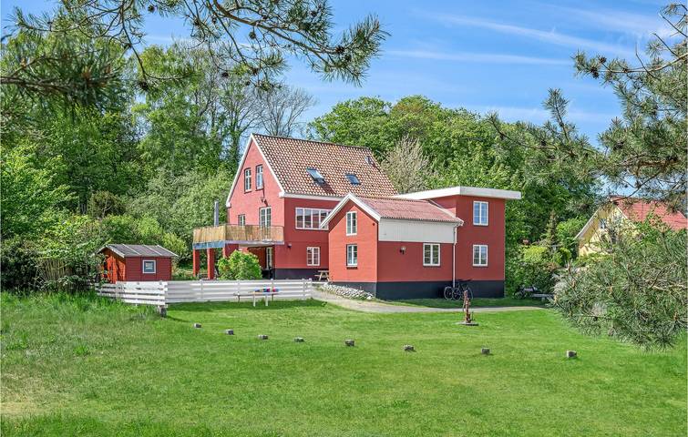 Ganze Ferienwohnung, Ferienwohnung für 8 Personen mit Terrasse in Gudhjem, Bornholm