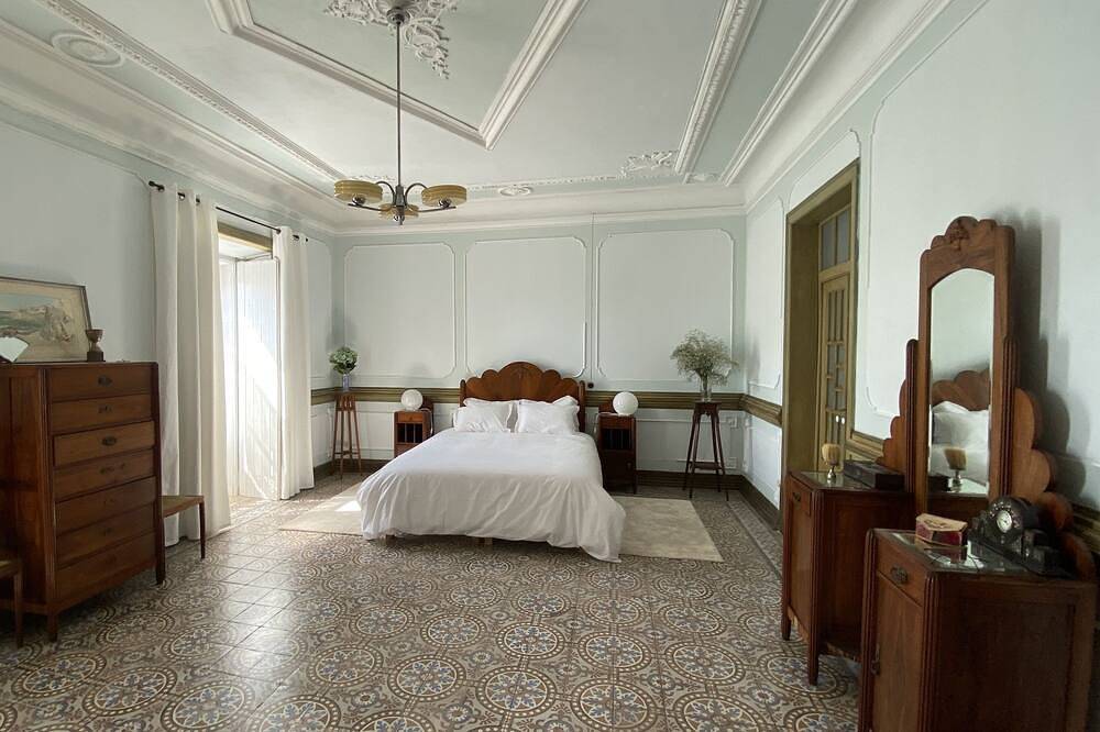 Anos 20 room in Vidigueira, Beja Distrikt