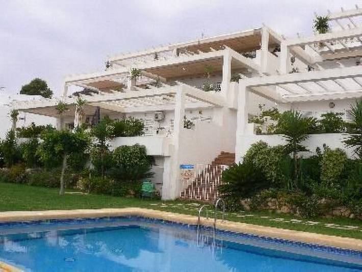 Apartamento de vacaciones para 2 personas, con jardín además de piscina y terraza - 1