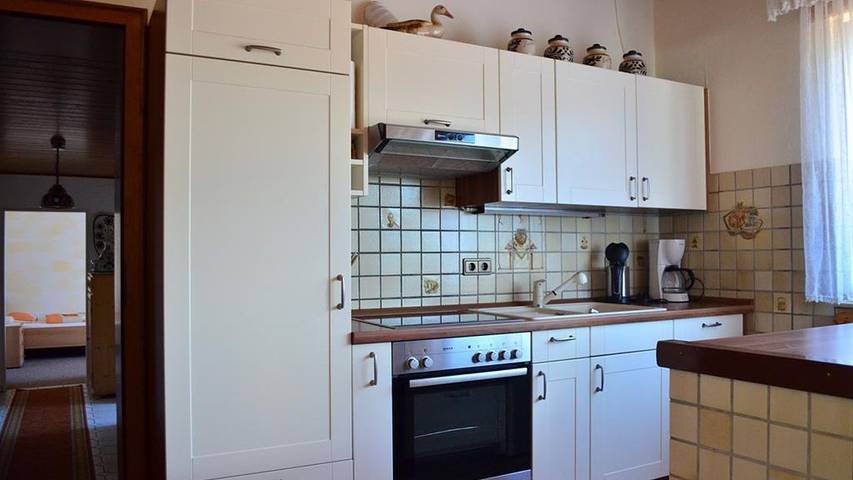 Ferienwohnung für 5 Personen, mit Terrasse in Bendorf - 4