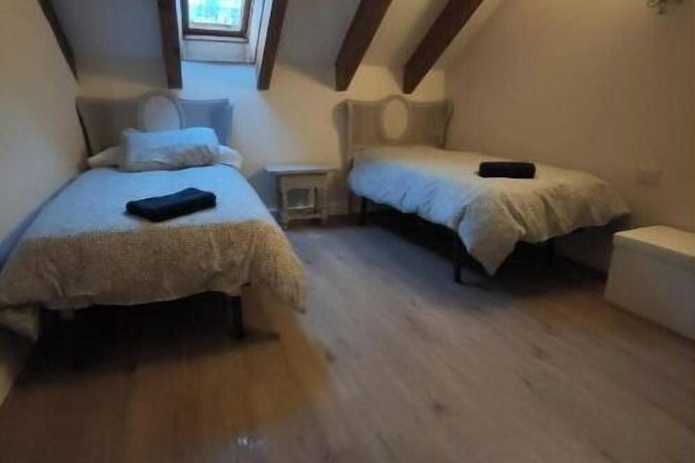 Entire apartment, German Duplex Penthouse in Villanúa, Spanish Pyrenees