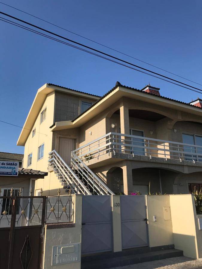 Location de vacances pour 4 personnes, avec vue et terrasse dans Vila Chã - 2