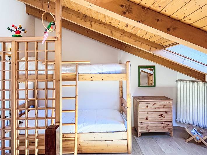 Gîte pour 6 personnes, avec jardin et balcon à Carisolo - 4