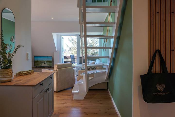 Ganze Wohnung, Meeresleuchten auf Sylt: Entspannung, Strandnähe & Platz für 4 Gäste in Nordfriesische Inseln (Schleswig-Holstein) (Schleswig-Holstein), Wenningstedt