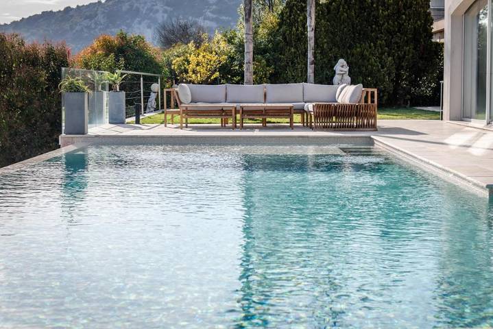 Location de vacances pour 9 personnes, avec piscine ainsi que jardin et vue, animaux acceptés à La Turbie - 4