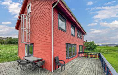 Ferienhaus für 16 Personen, mit Terrasse und Sauna sowie Garten, mit Haustier in Alta