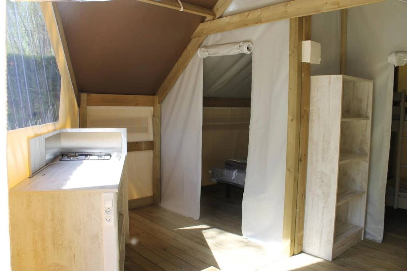 Zecamping 3 étoiles espace aquatique animaux acceptés animations locatif 21m2 in Saint-Maime, Regionaler Naturpark Luberon