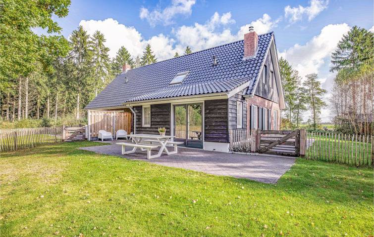 Ferienhaus für 8 Personen, mit Terrasse und Garten in Rijssen-Holten