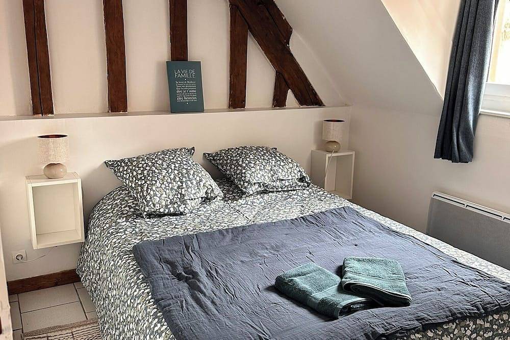 Ganze Wohnung, 4-person apartment near Château de Maintenon - Ideal for weddings & cosy getaways in Maintenon, Chartres und Umgebung