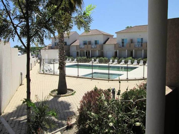 Gîte pour 2 personnes, avec piscine et balcon, adapté aux familles à Linguizzetta - 4