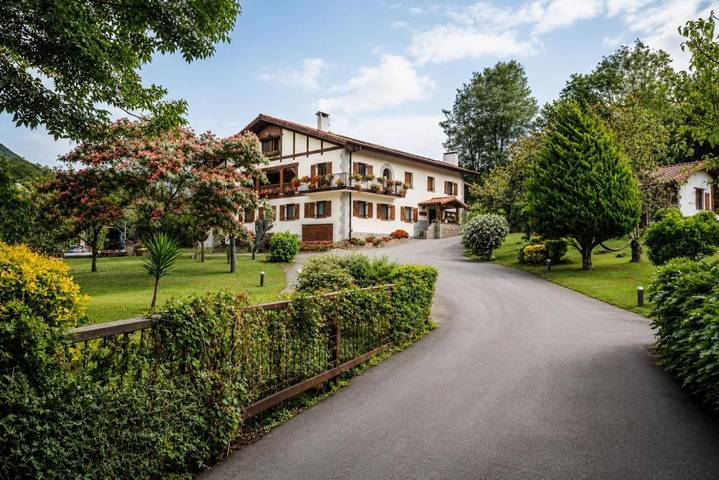 Casa de familia para 2 personas, con Jardín en Deva