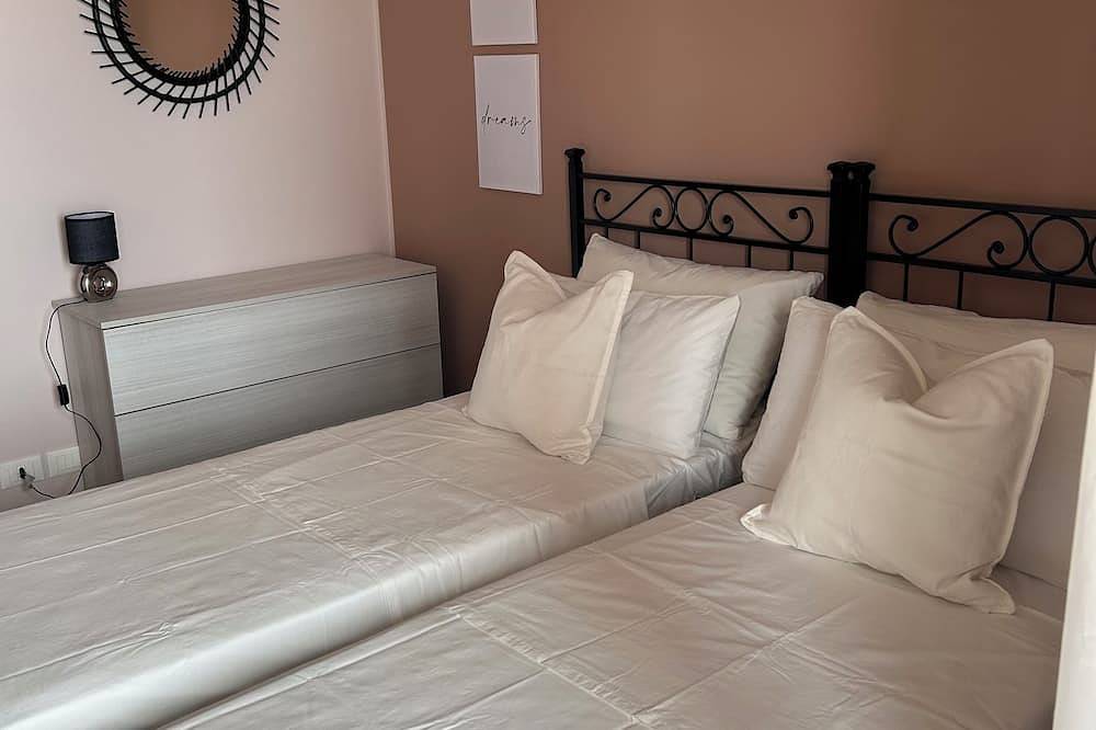 Entire apartment, Panorama d'oro in Brolo, Messina Province