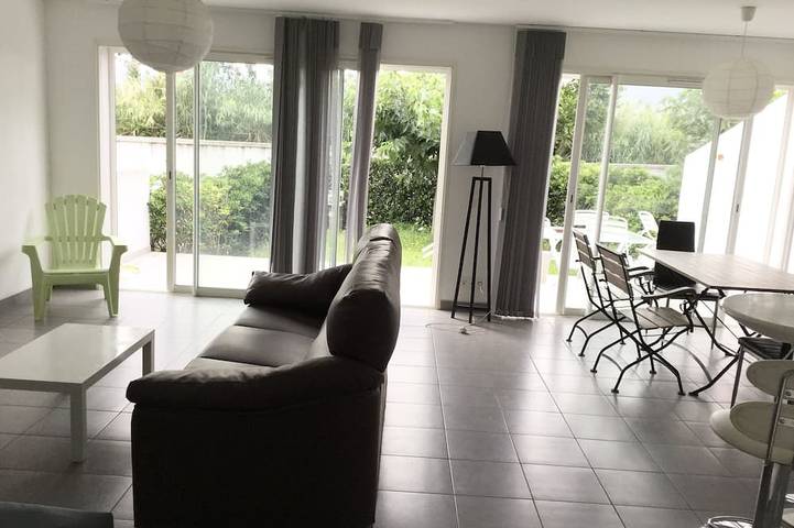 Ferienhaus für 5 Personen, mit Balkon und Garten - 1