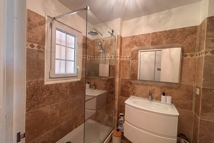 Gîte pour 4 personnes, avec jardin, adapté aux familles dans Port Santa-Lucia - 4