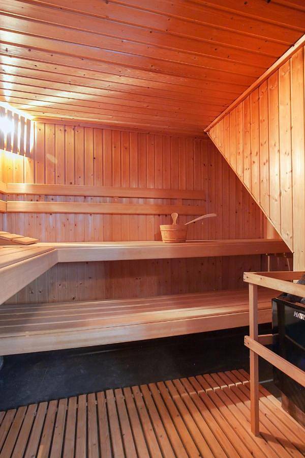 Gîte pour 4 personnes, avec sauna ainsi que vue et terrasse dans Lekkerkerk - 3