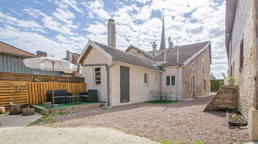 Gîte pour 6 personnes, avec Terrasse dans Jaucourt