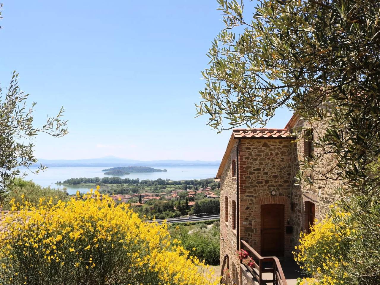 Apartamento entero, 5 estancias 5 Personas in Passignano sul Trasimeno, Lago Trasimeno