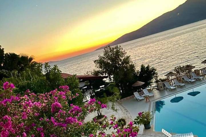 Villa pour 7 personnes, avec jardin et piscine - 1