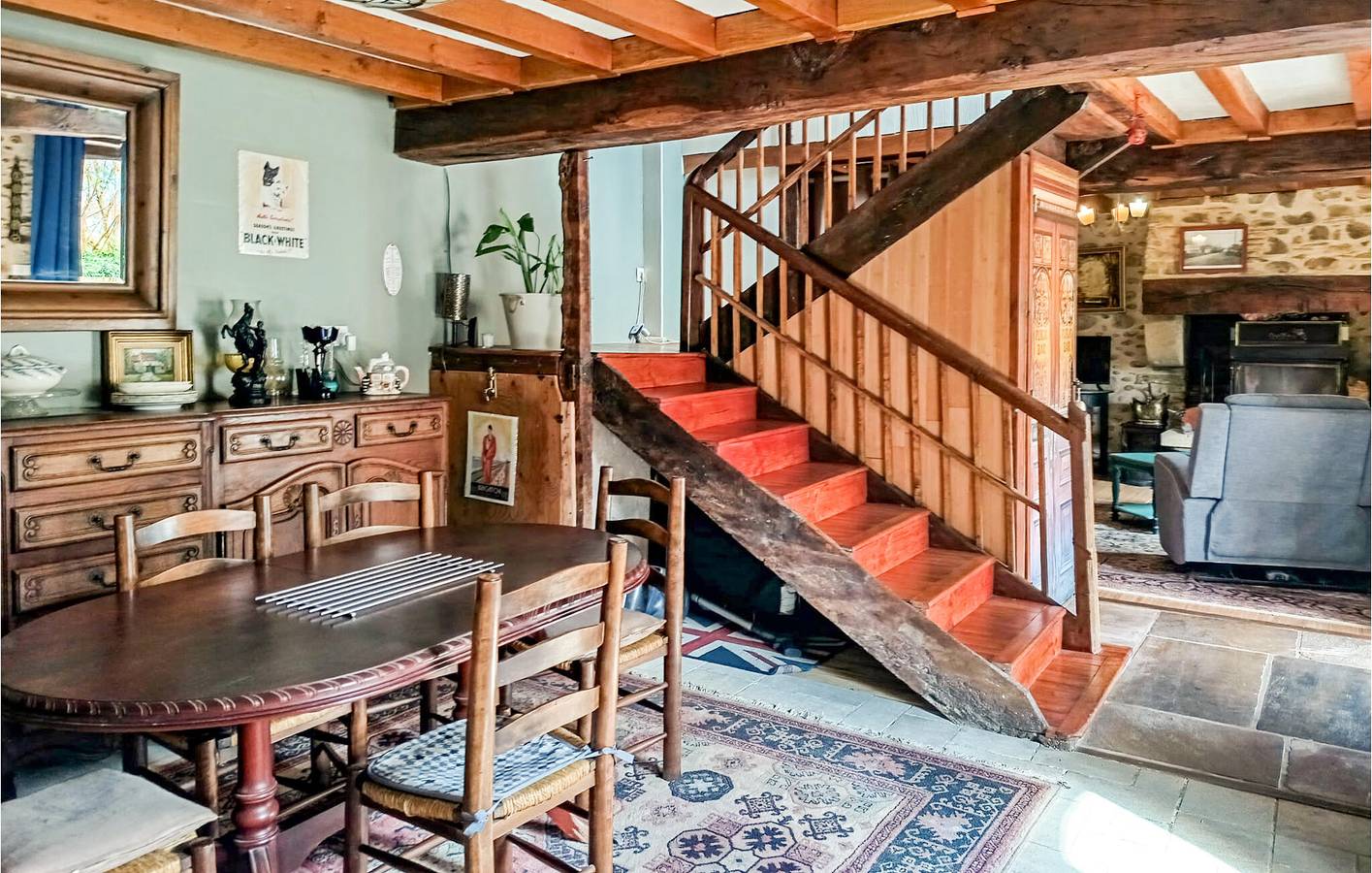 Appartement confortable avec piscine et jardin, près de la rivière in Charritte-de-Bas, Région d'Oloron-Sainte-Marie