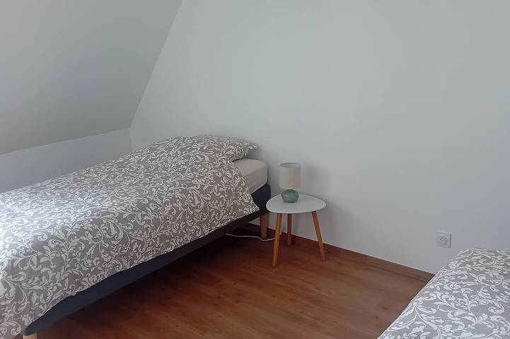 Location de vacances pour 4 personnes, avec jardin et terrasse à Épégard - 2