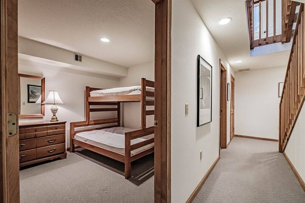 Powder Ridge Townhouse 33 | 3 Bed, 2.5 Bath in Newry, Sunday River