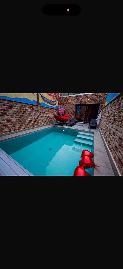 Chambre d’hôte pour 2 personnes, avec piscine et terrasse ainsi que jacuzzi et sauna à Charleroi - 4