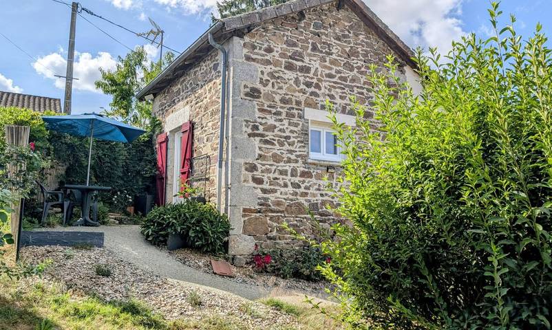 Gîte pour 2 personnes, avec Terrasse et Jardin