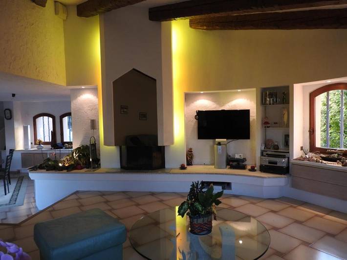 Location de vacances pour 3 personnes, avec piscine et jardin à La Gaude - 3