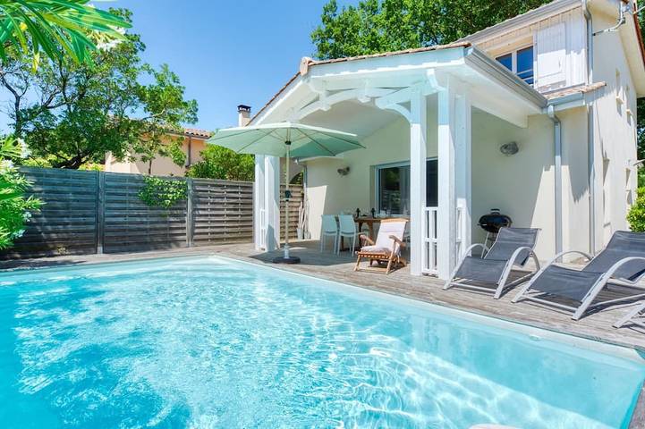 Location de vacances pour 6 personnes, avec jardin et piscine dans Plage Moutchic