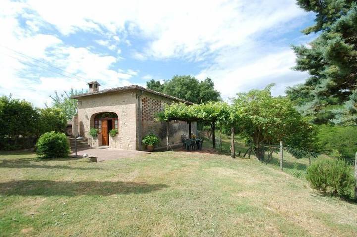 Agriturismo per 3 persone, con giardino in Chiusdino