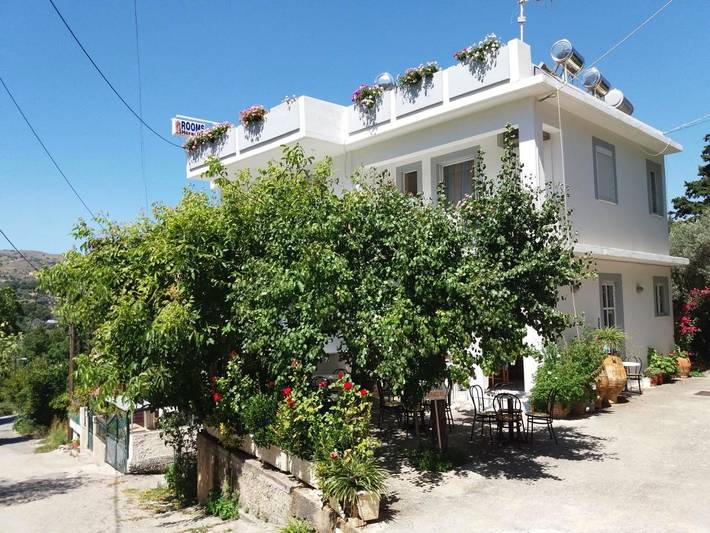 Ferienhaus für 2 Personen, mit Balkon und Terrasse sowie Garten und Ausblick