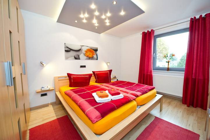 Ferienwohnung für 7 Personen, mit Balkon und Garten in Bensheim