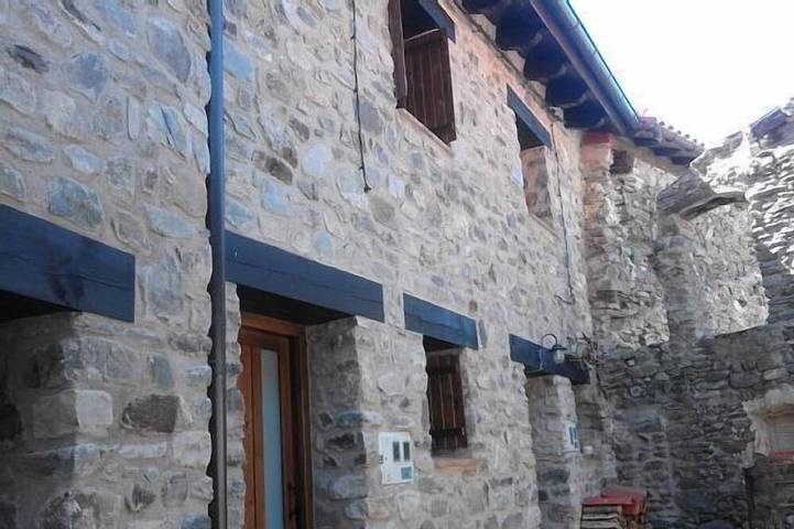 Casa rural para 4 personas, con jardín, Se admiten mascotas en La Rioja