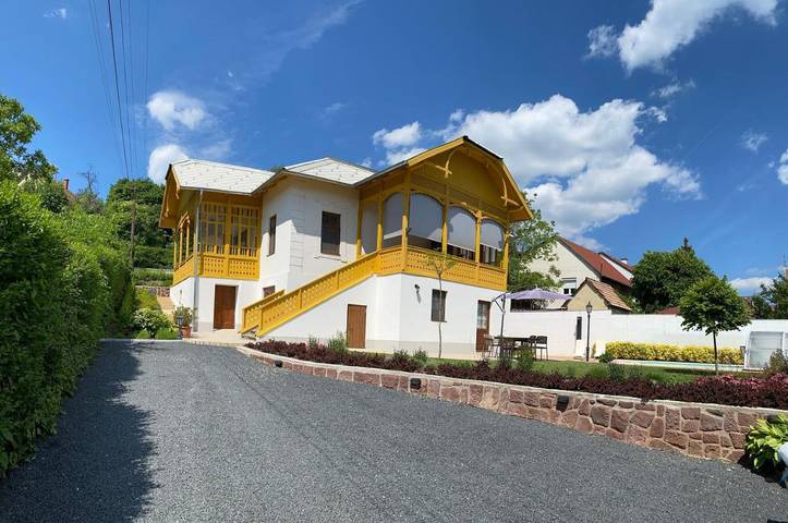 Ferienwohnung für 3 Personen, mit Terrasse und Garten sowie Pool in Balatonalmadi - 2