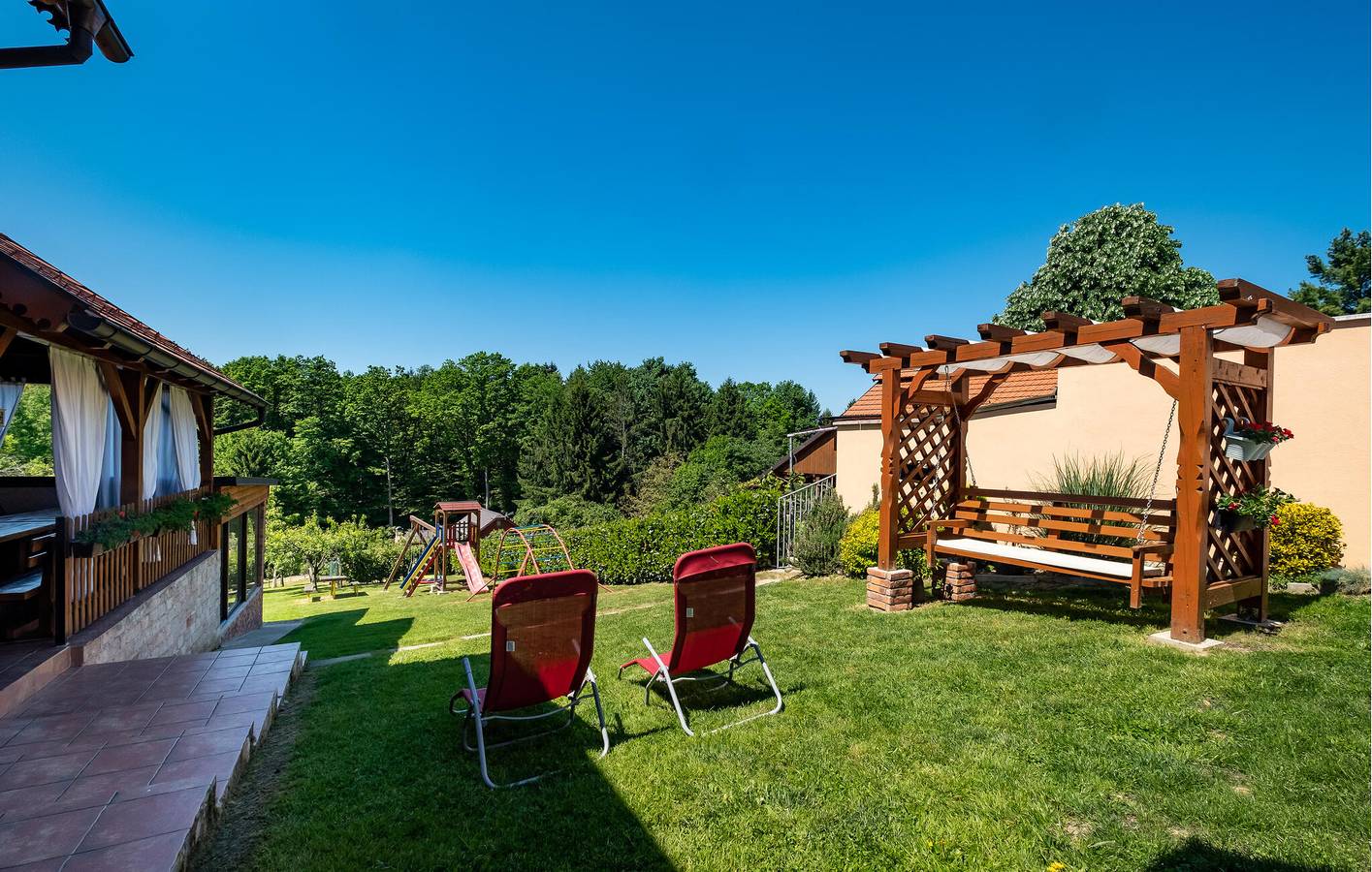 Gemütliche 154 m² große Wohnung mit Pool, WLAN, Küche und Parkplatz in Zagreb und Umgebung