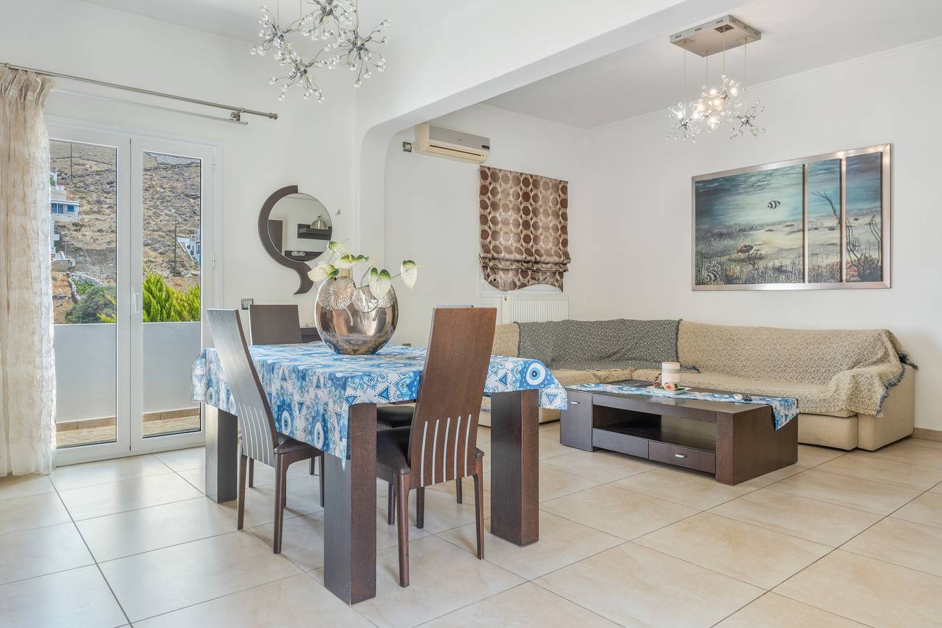 Entire apartment, Apartment 'Mouria House' with Sea View, Wi-Fi and Air Conditioning in Kythnos