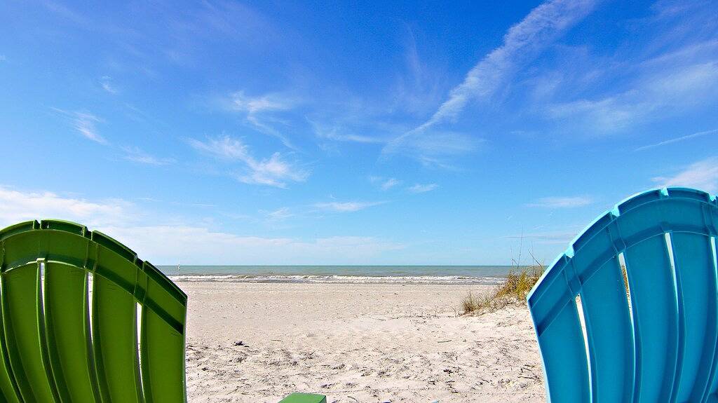 Charmantes Strandhaus / 60 Sekunden zum Strand / 2 Fahrräder, Grill, 4 Parkplätze! in St. Pete Beach, Pinellas County