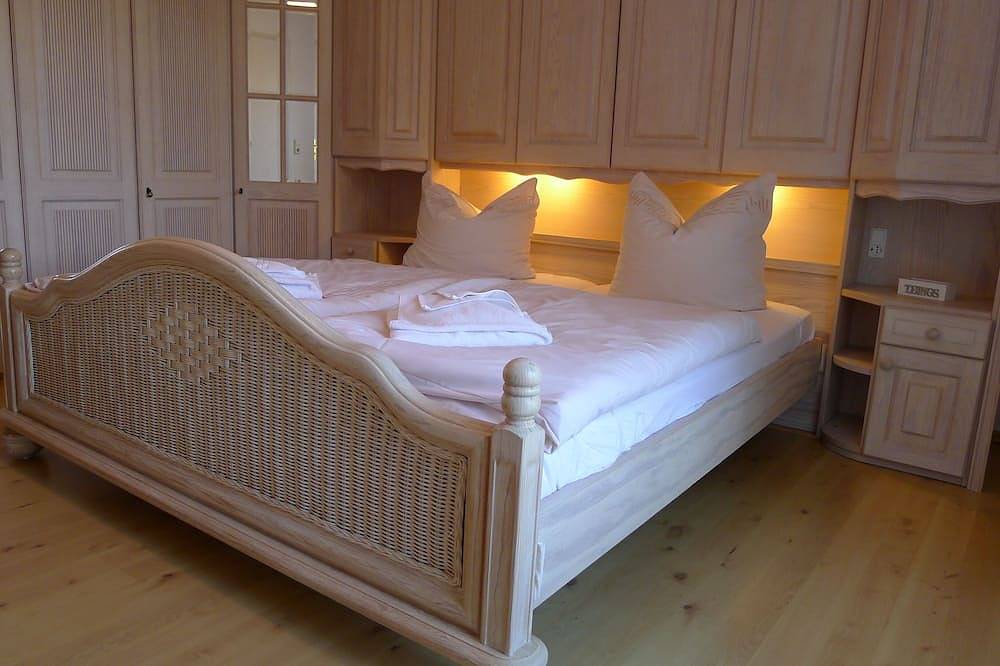 24.8.-30.8.2026 Angebot! Top Lage Strand,3 Schlafzimmer, Kamin, Carport, 800m2 in Prerow, Fischland - Darß - Zingst