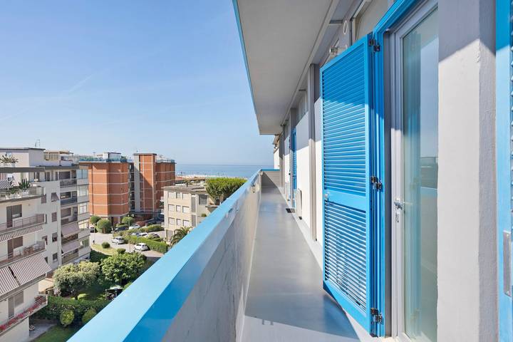 Appartamento intero, Appartamento 'Duca D'Aosta Suite' con Vista Mare, Giardino Comune e Aria Condizionata in Viareggio, Riviera Toscana