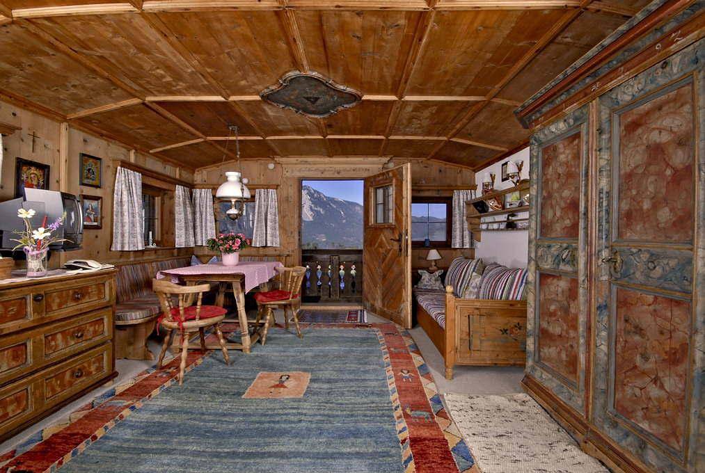 Geheel vakantieappartement, Appartement F - Gustl's Hütte 1e verdieping in Reith im Alpbachtal, Kaisergebirge