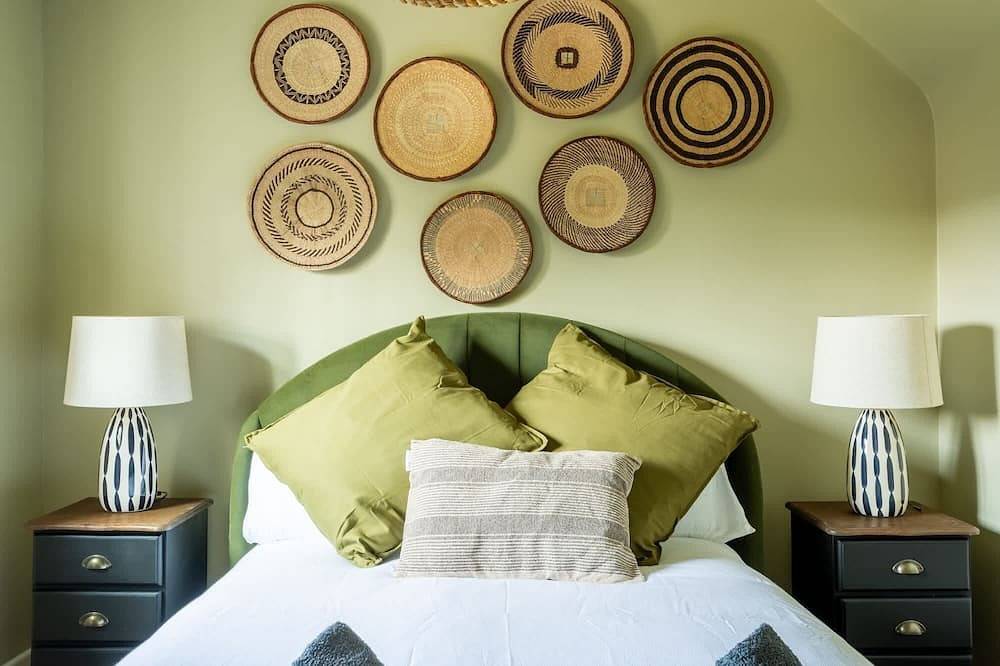 Cottage & Parking, nr Wye Valley & Forest of Dean in Gloucestershire