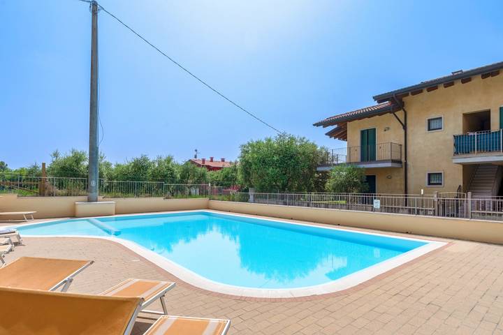 Ferienwohnung für 4 Personen, mit Terrasse in Lazise