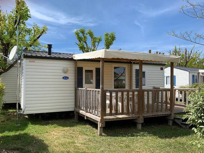 Camping du Petit Pont - Mobilheim 6 personen - 30m² + Halbüberdachte Holzterrasse 12m² 4/6 Pers. in Arvert, Côte de Beauté