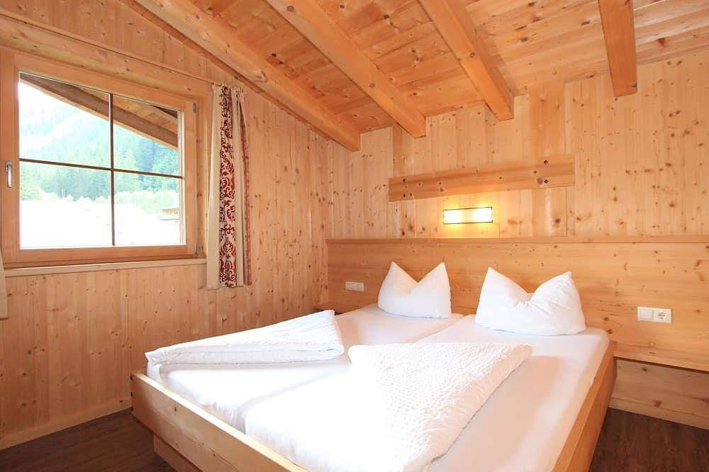 Mooi appartement in vakantiehuis voor 9 personen met Wifi, Tv, terras en parking in Juns, Hintertux