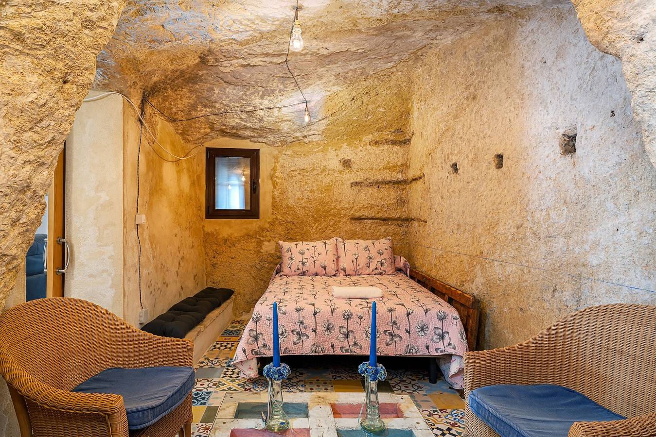 Apartamento entero, Moderno apartamento en magnífica ubicación con Wi-Fi, aire acondicionado y terraza in Vejer de la Frontera, Costa de la Luz
