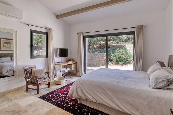 Villa pour 10 personnes, avec Terrasse et Jardin à Le Beausset - 4