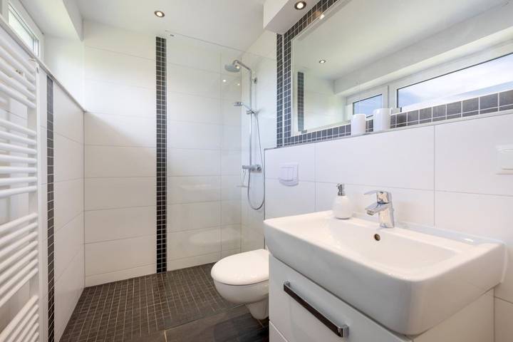 Ferienwohnung für 4 Personen, mit Balkon und Ausblick in Poseritz - 4