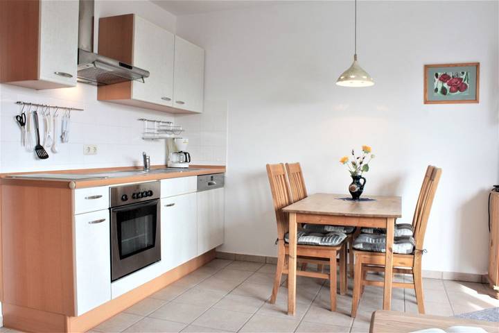 Apartamento entero, Apartamento de vacaciones para 3 personas con balcón in Strand Timmendorf-Poel, North-West Mecklenburg (Wismar region)