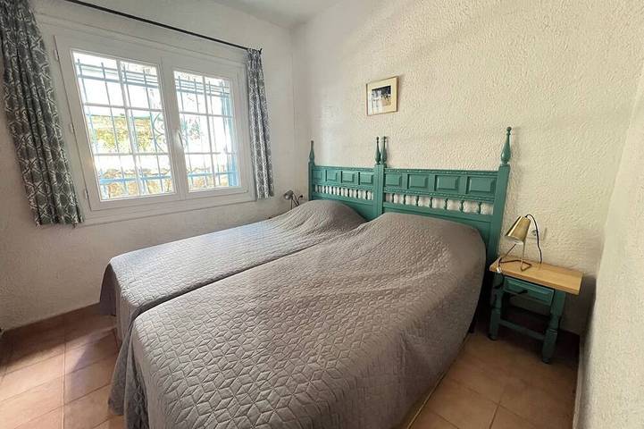 Très belle villa sur colline, vue sur mer,  piscine et jardin privés. in Mas Ambros, Calonge