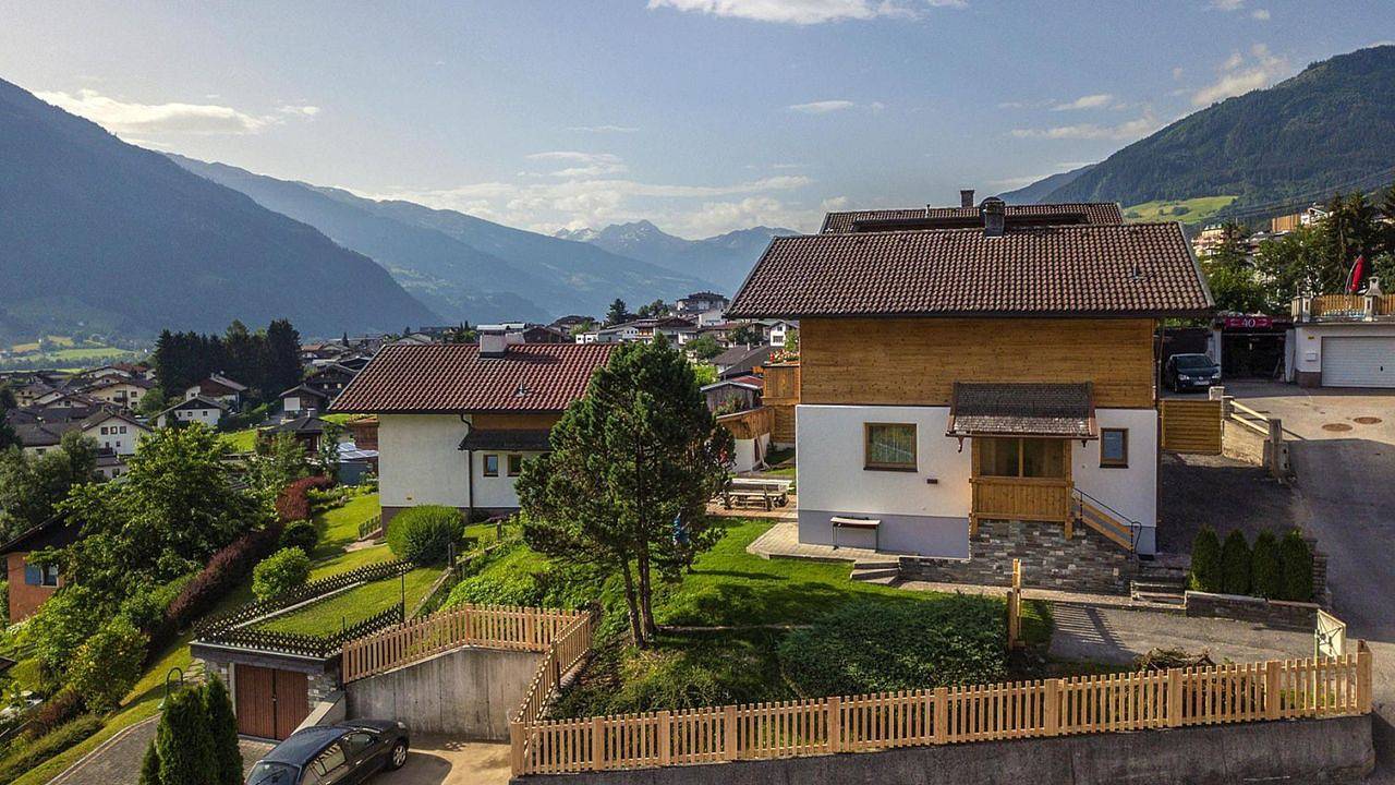 Ferienhaus für 10 Personen in Fügen, Ski-Optimal Hochzillertal